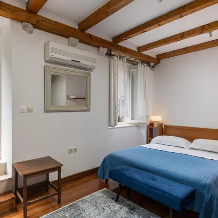 Apartment Taura