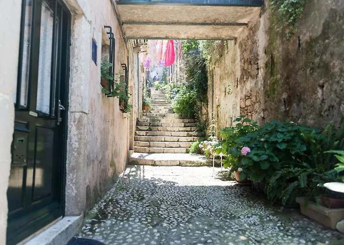 アパート Taura *